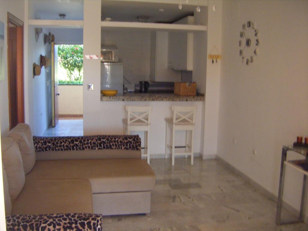 Apartamento Alta Loma With Bbq, Sea Views, Pool, Wifi Sleeps 6 Apartment Fuengirola Luaran gambar
