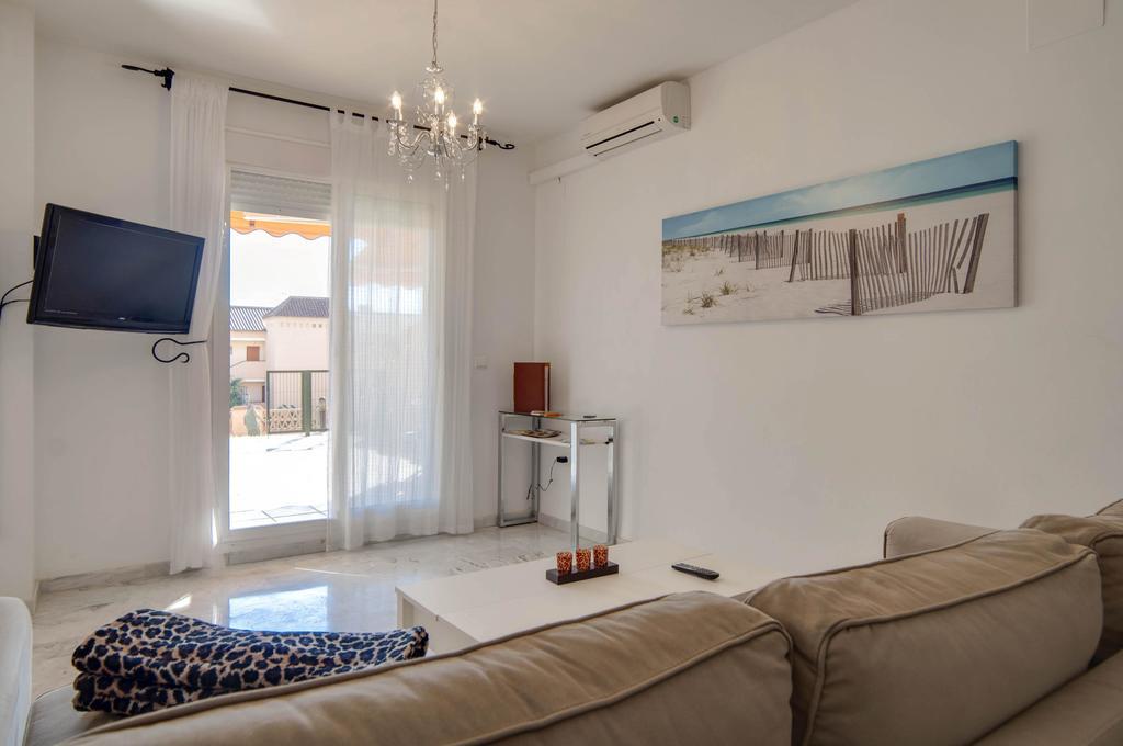 Apartamento Alta Loma With Bbq, Sea Views, Pool, Wifi Sleeps 6 Apartment Fuengirola Luaran gambar